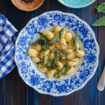 Gnocchi z szałwią i masłem