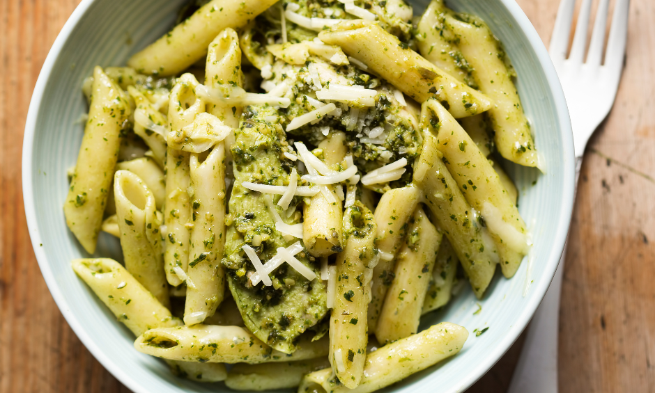 Makaron z kurczakiem i pesto