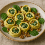 Tortellini ze szpinakiem, ricottą i prażonymi orzechami