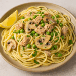 Spaghetti z tuńczykiem i groszkiem