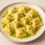 Raviolini z farszem mięsnym z przepiórki
