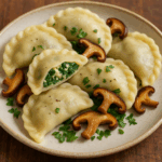 pierogi z ricottą, szpinakiem i grzybkami shiitake