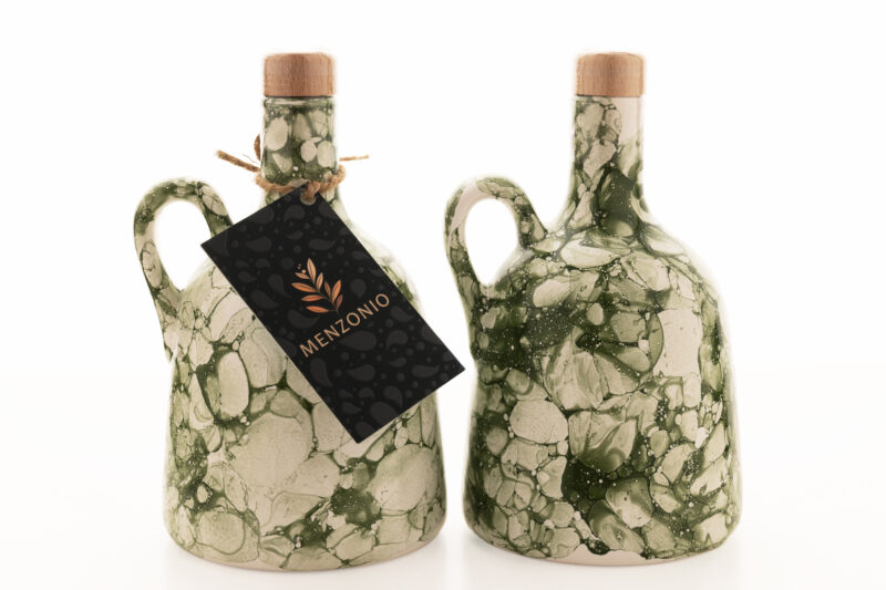 Oliwa z oliwek w ceramice Menzonio Zielony Marmur - obrazek 3